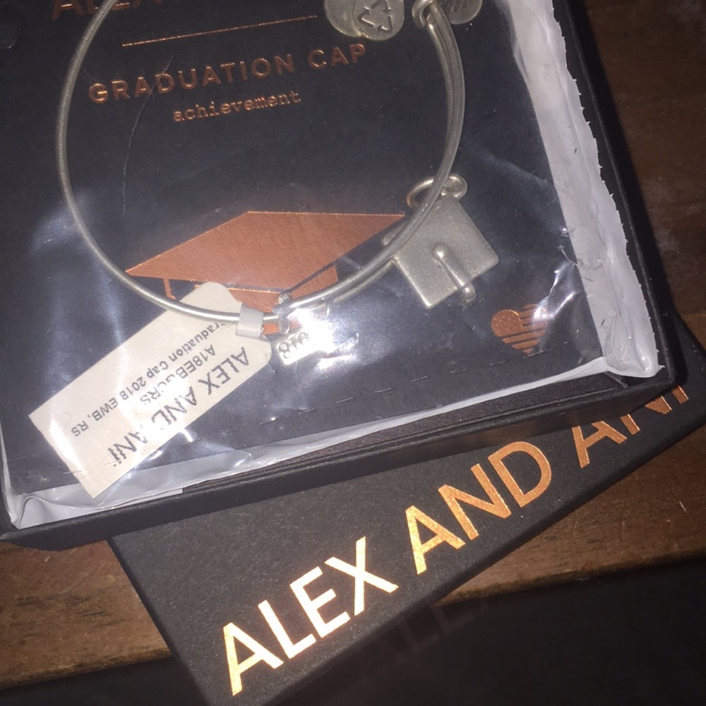 NWT Alex and Ani Silver 2018 Graduation Bracelet